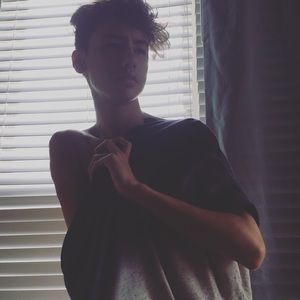 Meet your Posher, Logan